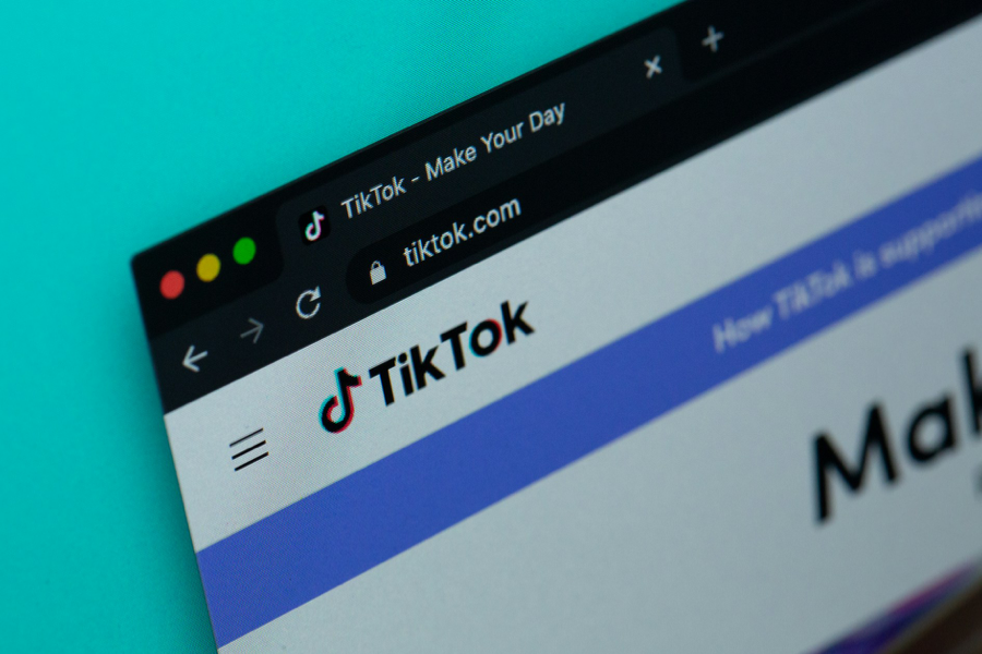 TikTok cria influenciadores de IA mais baratos 💸